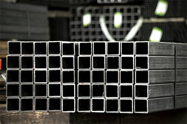 和静Q355B<font style='color:red'>无缝方管</font>促销价格